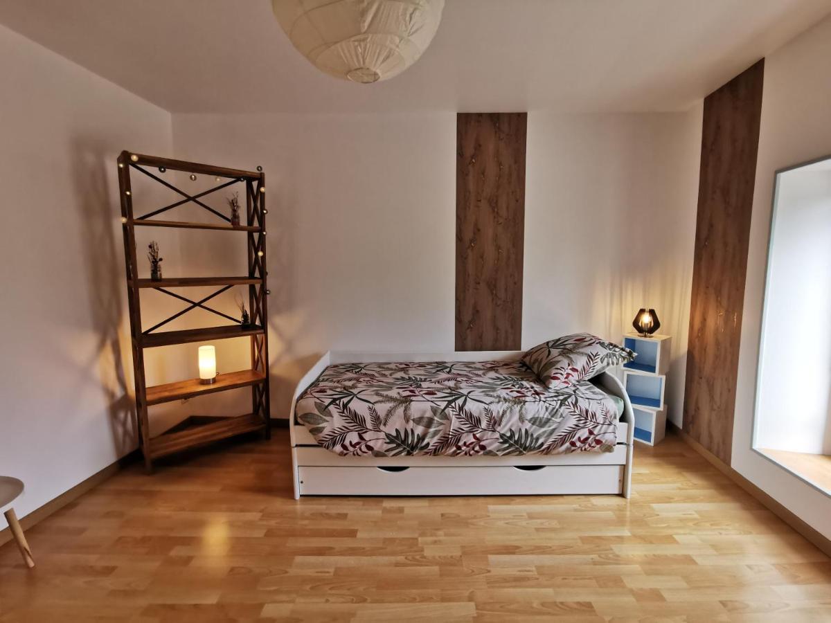 Les Chambres Du Heron Chevillon  Luaran gambar